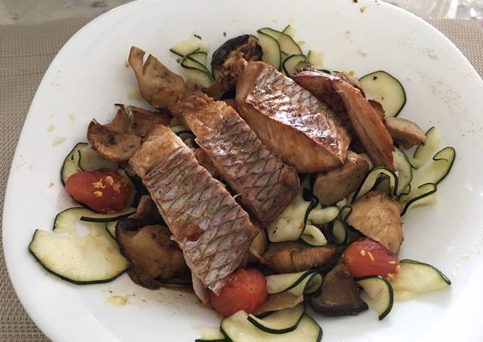 Grilled fish with zucchini Salad