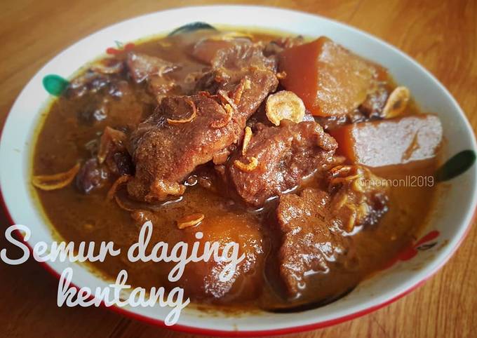 Semur Daging Kentang