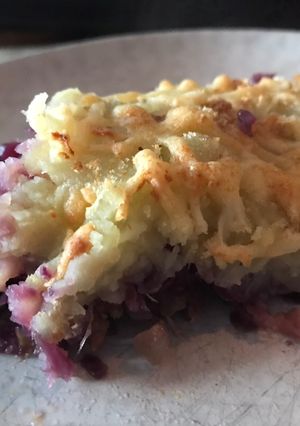 A picture of Rode kool ovenschotel.