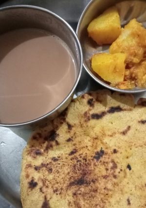 मक्की का पराठा (makki ka paratha recipe in hindi) रेसिपी मुख्य फोटो