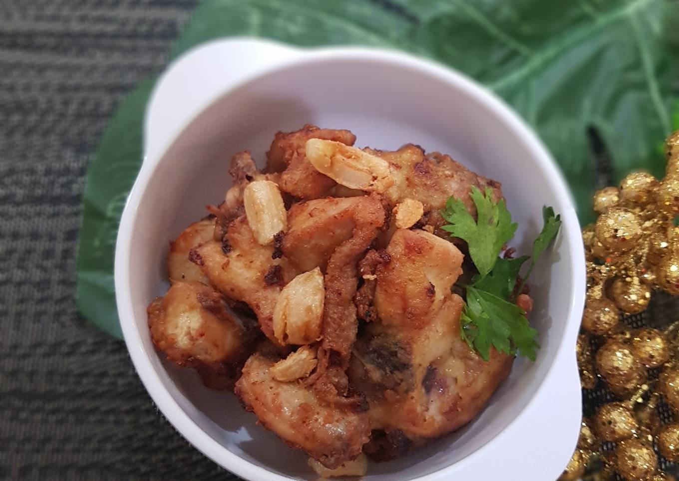 Ayam Goreng Bawang Putih