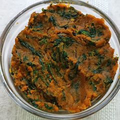 A picture of Fenugreek leaves and Chickpea flour Subji (Methi Besan nu Shak).