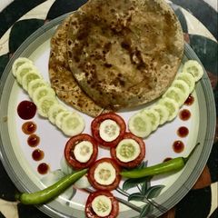 A picture of Namak mirch ka paratha.