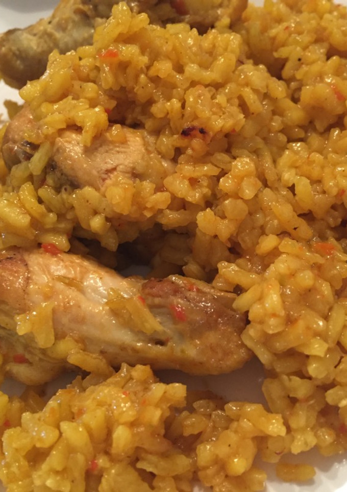 Una foto de Arroz con pollo especial niños