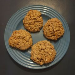 A picture of Oat Cookies.