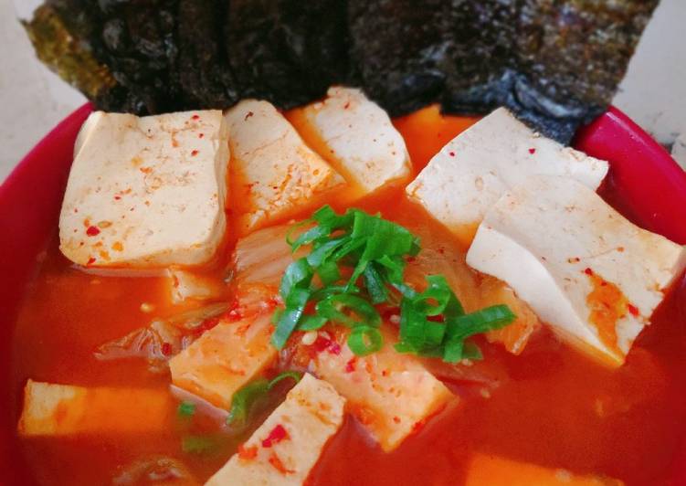 Resep Kimchi Soup yang pingin nambah