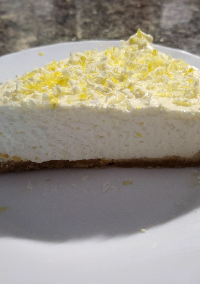 Una foto de Tarta de queso y limón