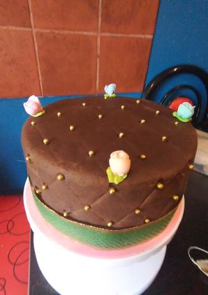 Una foto de Decoración de torta fondant