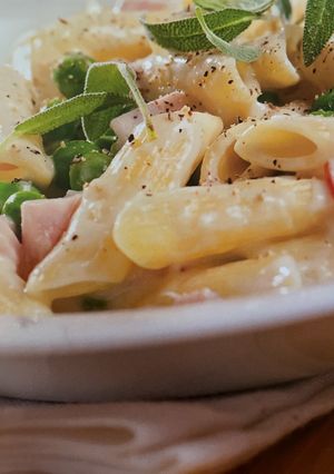 Zdjęcie przepisu Penne w sosie serowo-śmietanowym (Książka Thermomix).