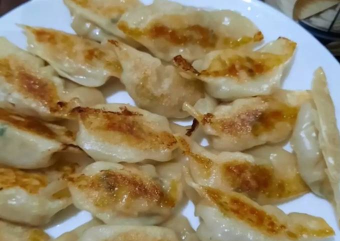 Resep Gyoza Ayam Udang Oleh Idha Midayanthi Cookpad