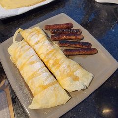 A picture of Berry Crepes.