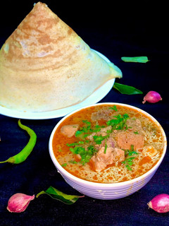 சிக்கன் குழம்பு (Chicken kulambu recipe in tamil) செய்முறை முக்கிய புகைப்படம்