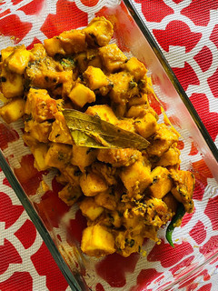 A picture of Paneer butter masala.