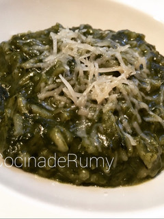 Una foto de Risotto de acelgas