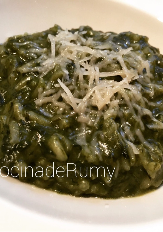 Una foto de Risotto de acelgas