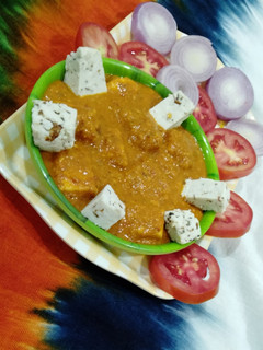 શાહી પનીર(Shahi paneer Recipe in Gujarati) રેસીપી મુખ્ય ફોટો