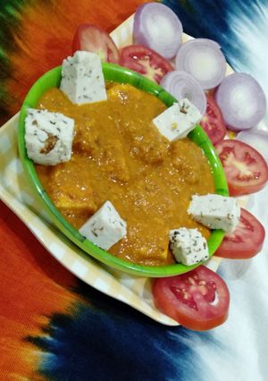 શાહી પનીર(Shahi paneer Recipe in Gujarati) રેસીપી મુખ્ય ફોટો