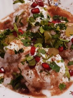 ફરાળી દહીં વડા (Farali Dahi Vada Recipe In Gujarati) રેસીપી મુખ્ય ફોટો