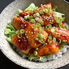 A picture of Gochujang Chicken Rice Bowl.