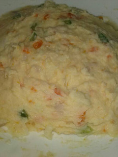 Una foto de Ensaladilla rusa con verduras