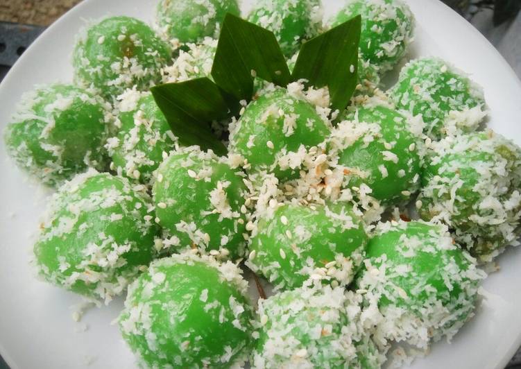 5 Alasan Mengapa Klepon Ketan Pandan Ini Wajib Dicoba! Resep Super Lembut dan Gurih