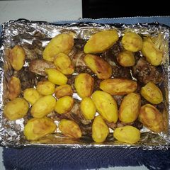 A picture of Easy Baked chicken and potatoes.