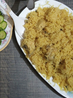 A picture of Chicken degi Pulao.
