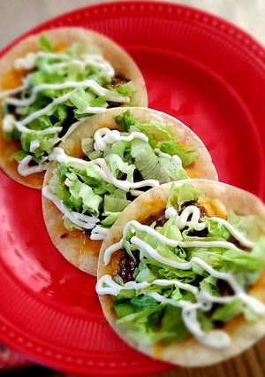 A picture of Street tacos in indian style.