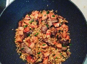 Hình của món Cơm rang cho bữa sáng đủ dinh dưỡng.