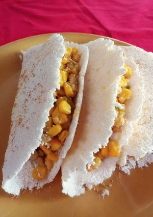 Una foto de Tapioca relleno de choclo salteados, comida saludable