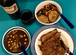 Una foto de Un puchero de Cocción lenta  -Slow Cook- para festejar mi día (del padre)