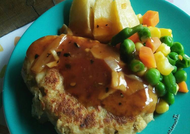 Steak Tempe w/ Brown Sauce