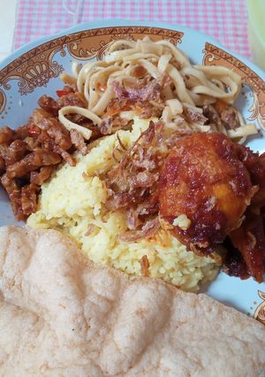 Foto resep Nasi kuning bumbu habang banjarmasin