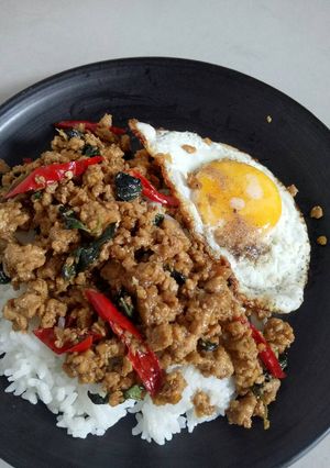 Foto resep Thai Chicken Basil