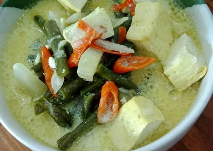 Cara Gampang Menyiapkan Sayur Santan Tahu, Lezat