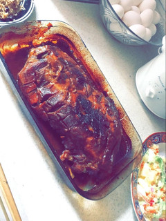 Una foto de Costillitas de cerdo al horno con salsa BBQ