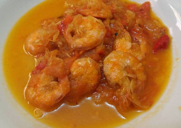 Bagaimana Membuat Balado Udang Pedas Manis yang Bisa Manjain Lidah