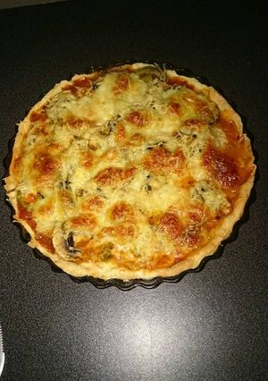 Une photo de Pizza végétarienne