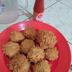 รูปของ Bola bola tahu dan mie