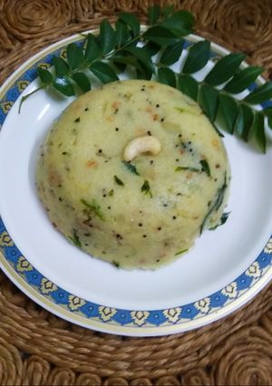 ઉપ્પિટ(ઉપમા)(uppit recipe in Gujarati) રેસીપી મુખ્ય ફોટો