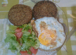 Una foto de Hamburguesas de lentejas súper sanas! Otra receta