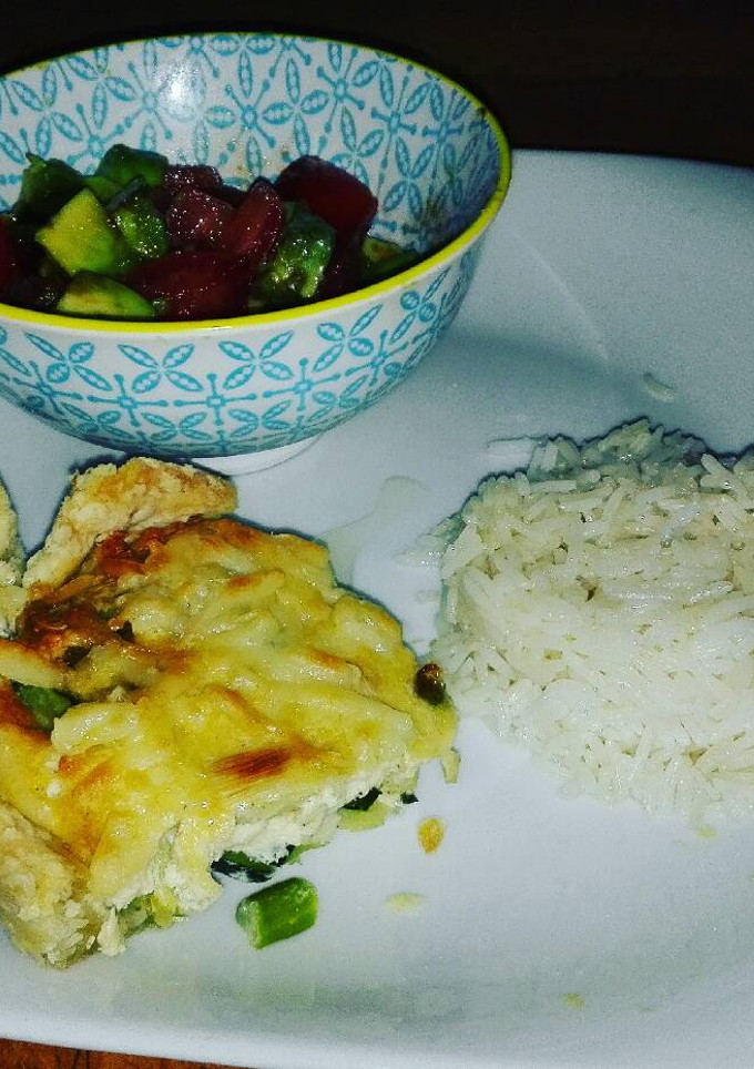 Una foto de Quiché de calabacín, trigueros y parmesano