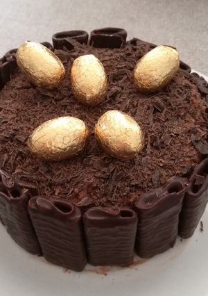 Une photo de Gâteau de mousse au chocolat de Pâques