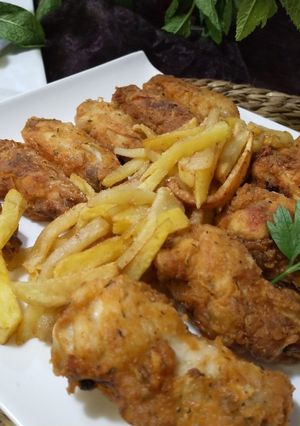 Una foto de Alitas de pollo crujientes estilo KFC