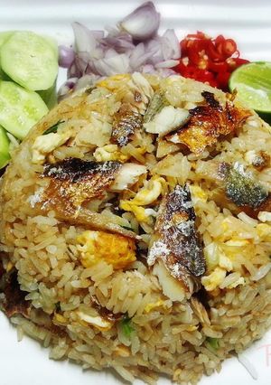 รูปของ ข้าวผัดปลาทู