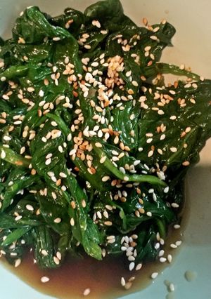 Foto resep Spinach salad (green salad atau gomae salad)