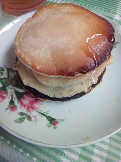 Una foto de Pancakes económicos y fáciles ❤