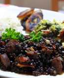 Lenteja caviar con chorizo y tocineta