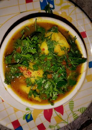 भंडारे वाली आलू की सब्जी और गुड़ की पूरी(bhandarweale aloo ki sabji recepie in hindi) रेसिपी मुख्य फोटो