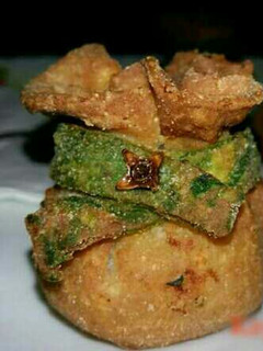 பணப்பை சமோசா (பஞ்சாப் போட்லி சமோசா) செய்முறை முக்கிய புகைப்படம்